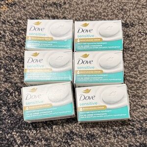 Dove Sensitive Moisturizing